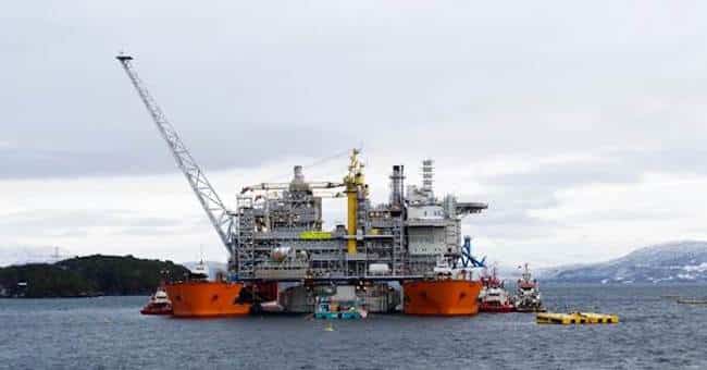 AASTA HANSTEEN_-FLOAT-OVER