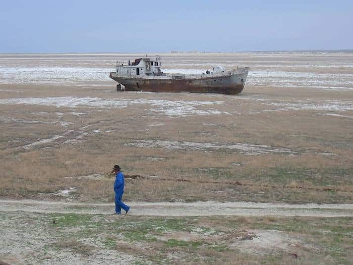 Aral sea ship