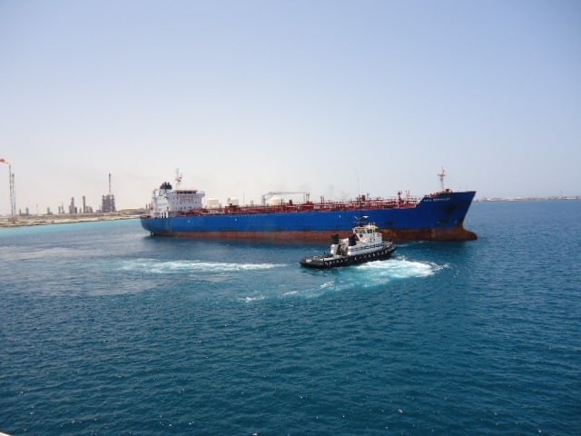 ship tug