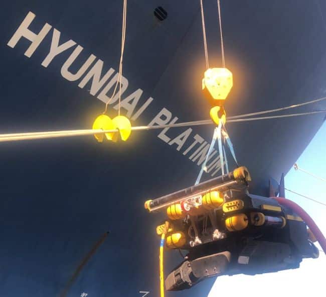 Deploys Underwater Robots for Hull Cleaning_Hyundai Merchant Marine_HMM