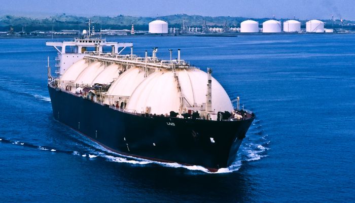 Three-Tank LNG Carrier