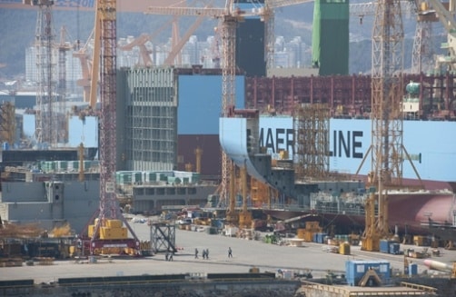 Triple-E build in Okpo