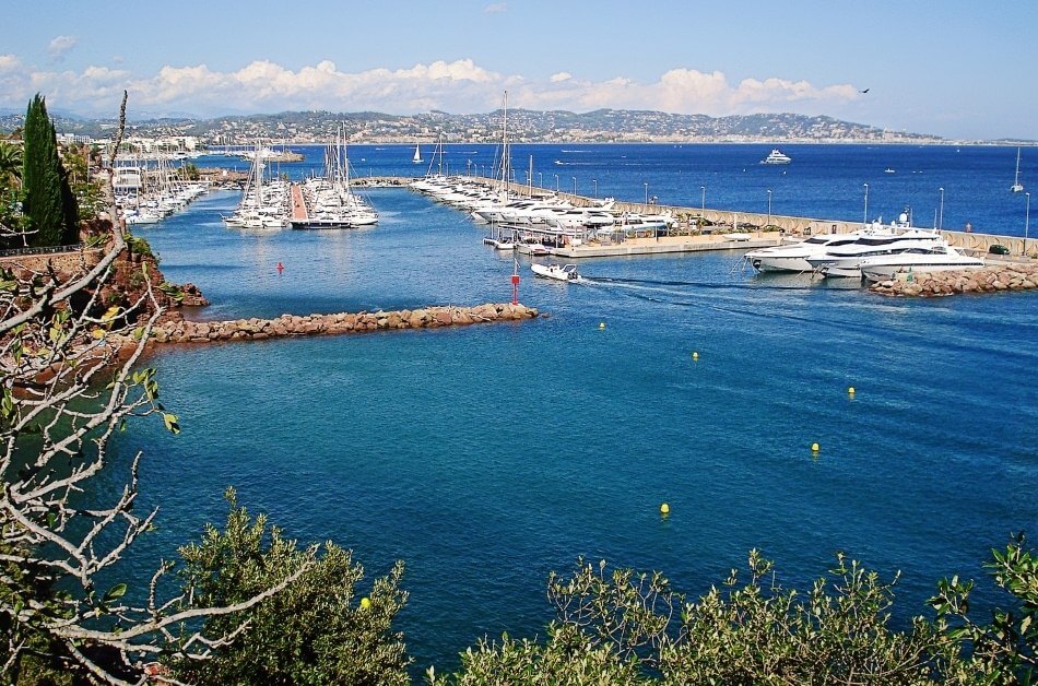 Trouveille-Sur-Mer Port