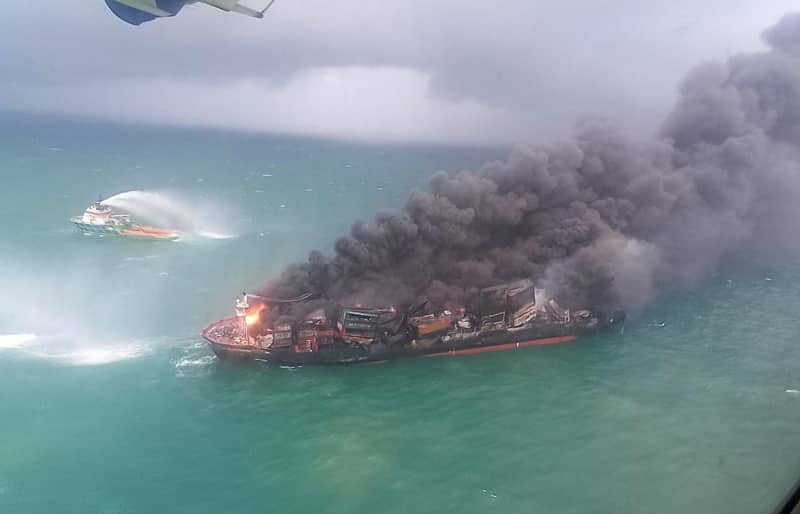 X-Press-Pearl-on-fire