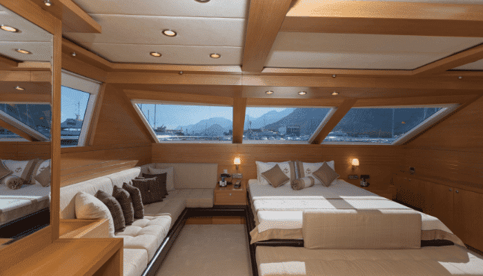cabin in maltese falcon