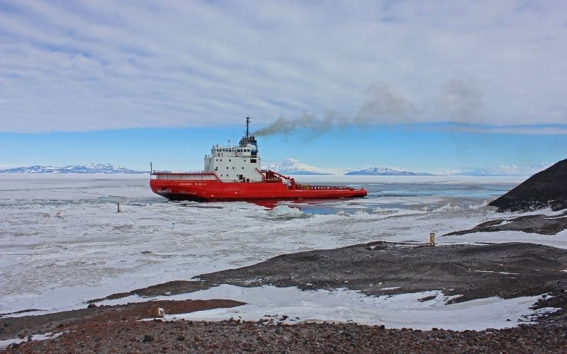 ice breaker ship