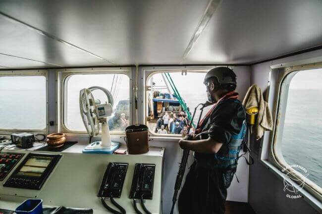 seashepherd_trawler arrest2
