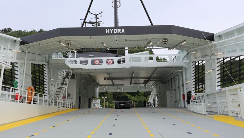world first liquid hydrogen powered ship